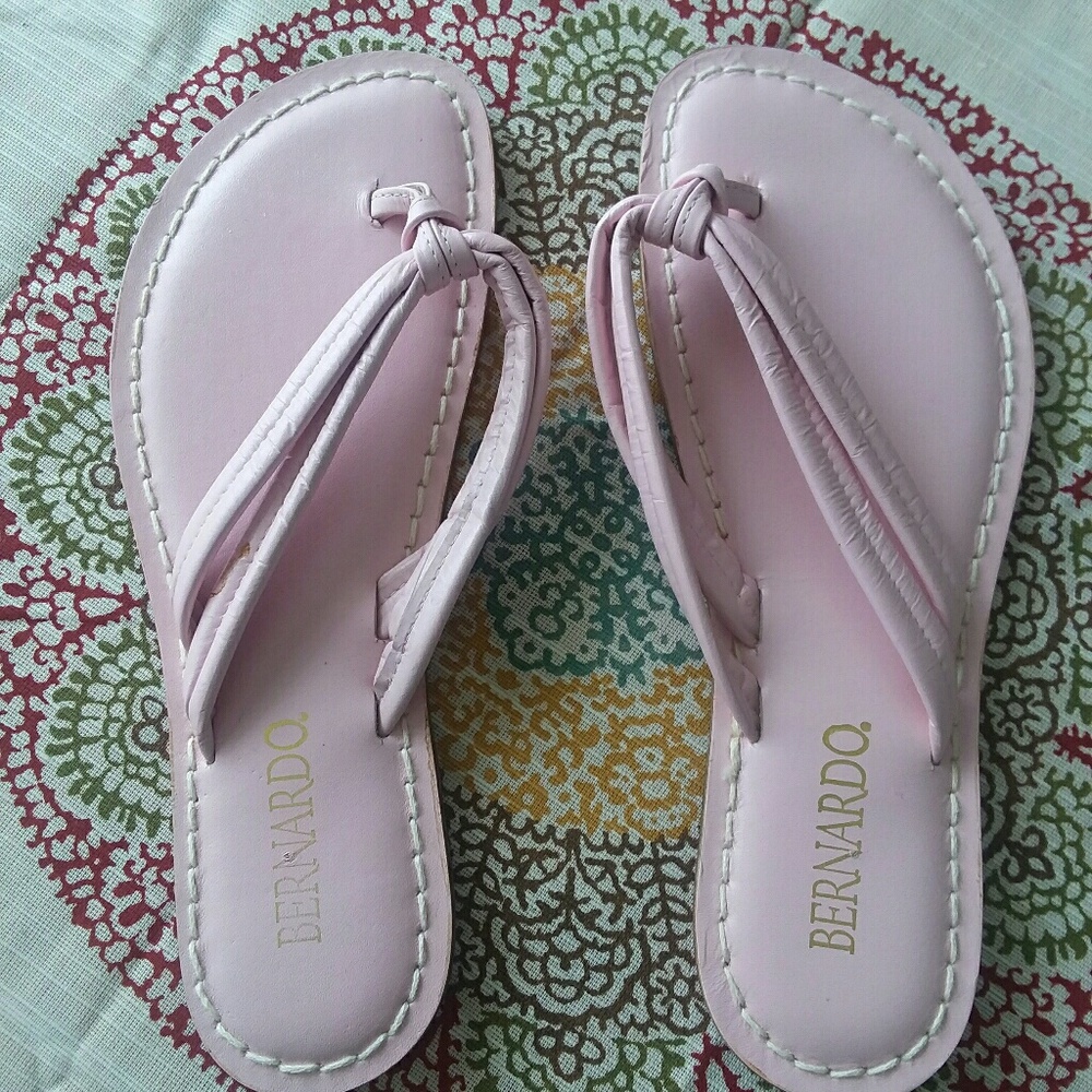 Bernardo Sandals